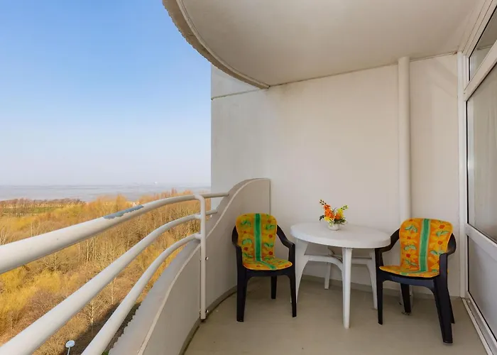 Апартаменты Lord Nelson 704 Куксхафен